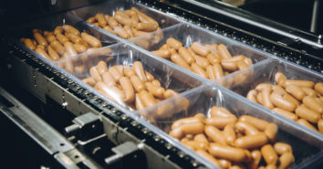 GlobalData Wurst verpackt Fleischindustrie Corona